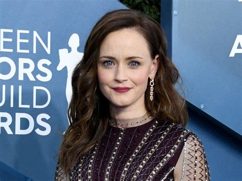 Nov 27, 2016 ... Alexis Bledel talks about the controversial Rory and Logan storyline ... Movies & TV 2023 · one day on netflix. 'One Day' Paints a Deep Portrait...